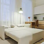 Quite Centre Modern Suite, 1br Рига