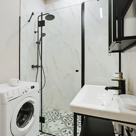 Apartment Quite Centre Modern Suite, 1br Riga