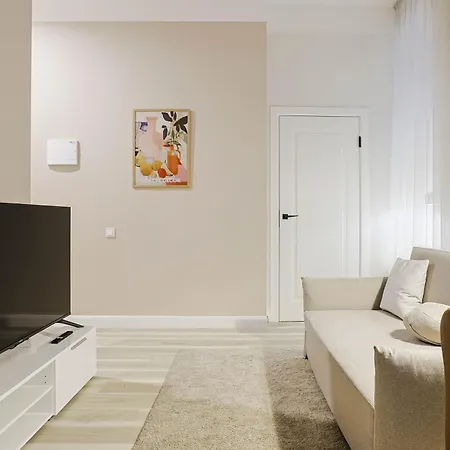 Quite Centre Modern Suite, 1br
